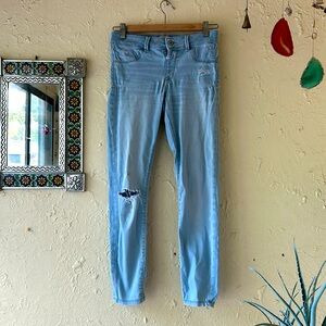 SO Embroidered & Distressed Skinny Jeans size 14